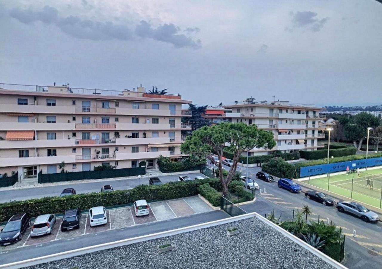 Superbe Studio Tout Equipe/Proche Mer Et Commodite Saint-Laurent-du-Var Ngoại thất bức ảnh
